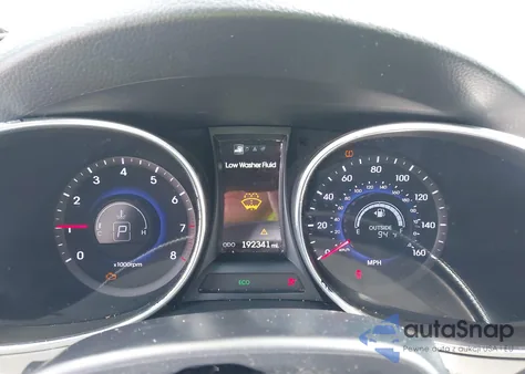 2015 Hyundai Santa Fe Sport 2.4L from USA, damaged, VIN 5XYZU3LB1FG274918